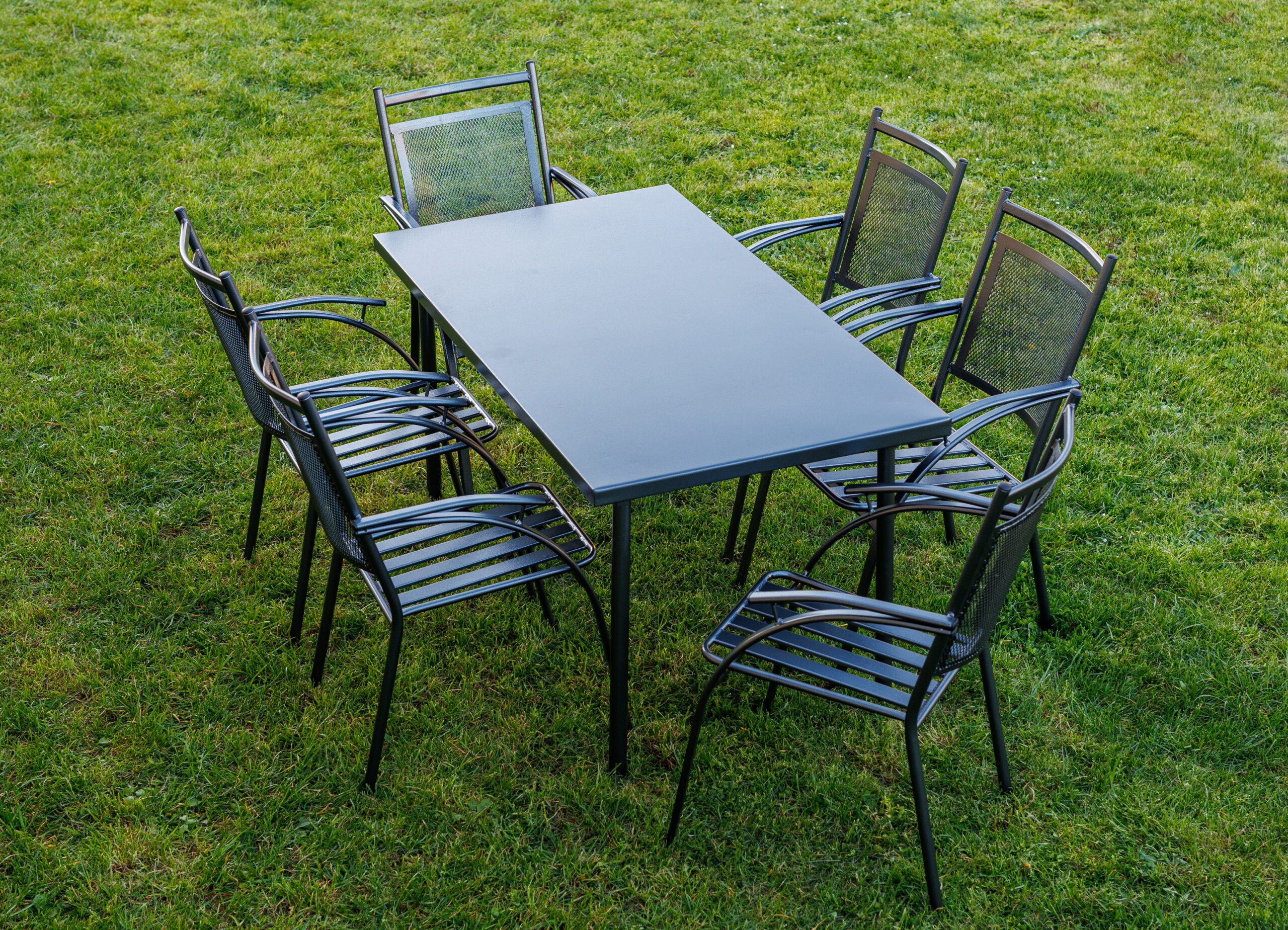 Metalni set 6 stolica + stol - Slika 3